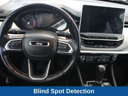 Used 2022 Jeep Compass Limited AWD/4WD image 7