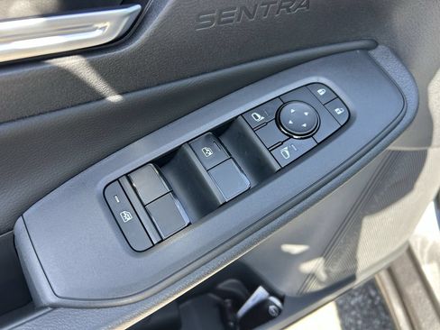 New 2027 Nissan Sentra SV w/ Floor Mat Package FWD image 29