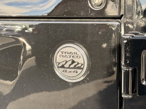 Used 2023 Jeep Wrangler Sport S image 12