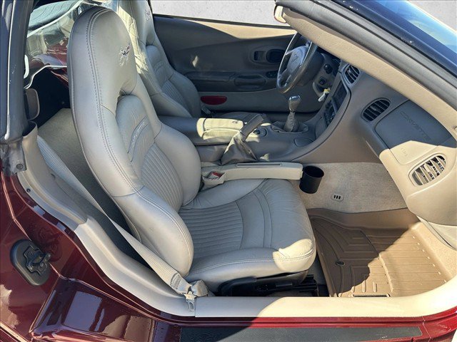 Used 2003 Chevrolet Corvette Convertible w/ Preferred Equipment Group1 RWD image 21