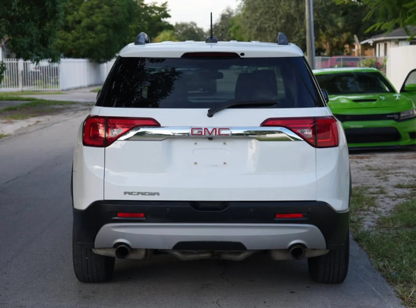 Used 2019 GMC Acadia SLT FWD image 7