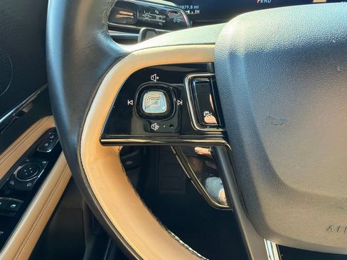 Used 2023 Lincoln Corsair Reserve w/ Jet Appearance Package FWD image 23