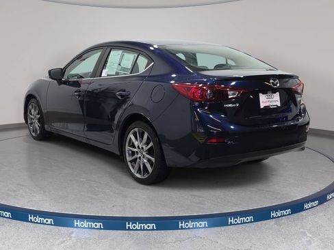 Used 2018 MAZDA MAZDA3 Touring FWD image 8