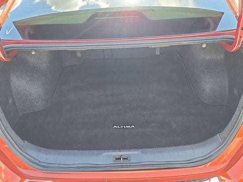 Certified 2021 Nissan Altima 2.5 SR FWD image 10