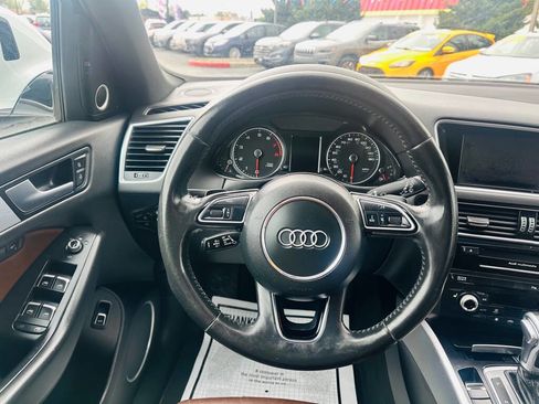 Used 2017 Audi Q5 2.0T Premium Plus w/ Technology Package image 11