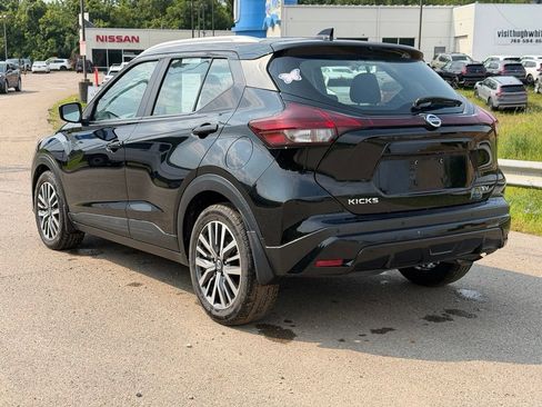 Used 2021 Nissan Kicks SV FWD image 5