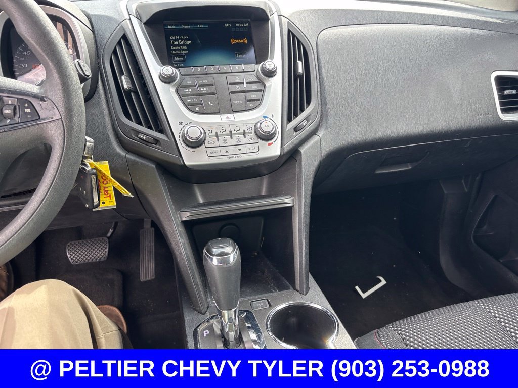 Used 2017 Chevrolet Equinox LS FWD image 13