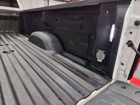 Used 2023 GMC Sierra 2500 Denali image 32