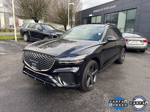 Used 2025 Genesis GV70 3.5T Sport w/ Sport Prestige Package image 3