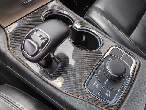 Used 2015 Jeep Grand Cherokee Limited AWD/4WD image 32