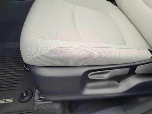 New 2026 Toyota Corolla Cross L image 12