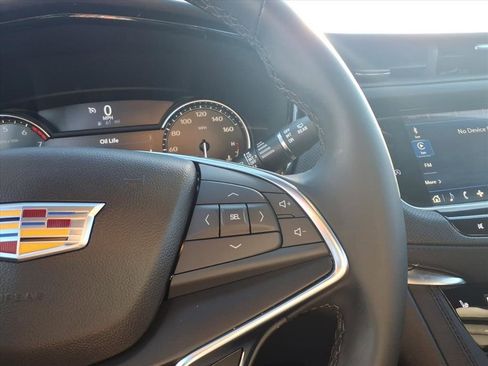 Certified 2024 Cadillac XT5 Luxury image 16