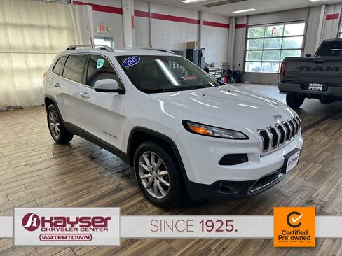 Certified 2018 Jeep Cherokee Limited w/ Trailer Tow Group AWD/4WD image 6
