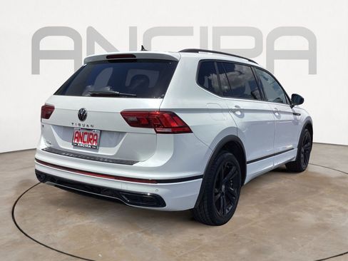 Used 2023 Volkswagen Tiguan SE R-Line FWD image 14