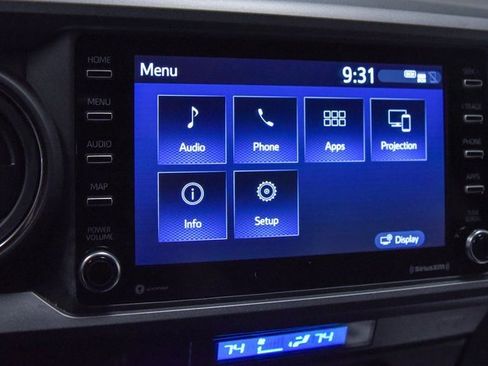 Used 2022 Toyota Tacoma TRD Sport image 7