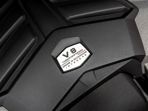 Used 2022 Lamborghini Urus image 45