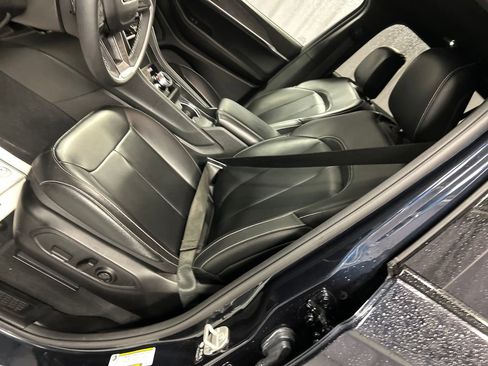 Used 2024 Jeep Grand Cherokee L Limited image 12