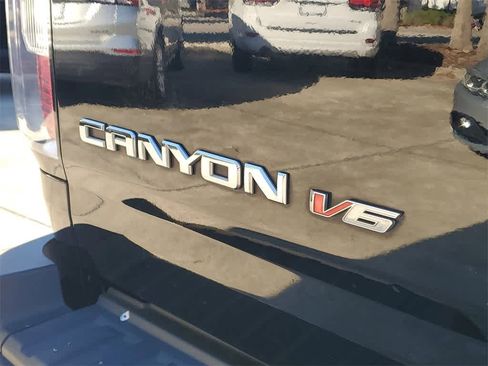 Used 2019 GMC Canyon All Terrain w/ Trailering Package image 7