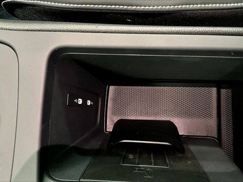 New 2026 Volkswagen Tiguan SE R-Line image 23