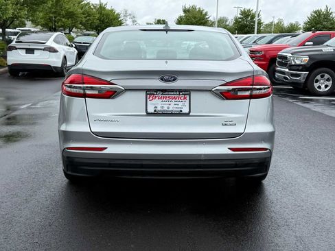 Used 2020 Ford Fusion SE FWD image 5