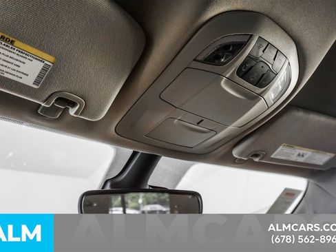 Used 2023 Chrysler Voyager LX FWD image 43