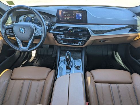 Used 2018 BMW 530i image 14
