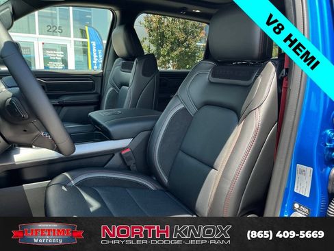 New 2026 RAM 1500 Laramie AWD/4WD image 4
