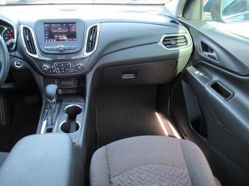 Used 2024 Chevrolet Equinox LT image 15