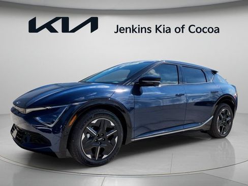 New 2026 Kia EV6 Wind RWD image 9