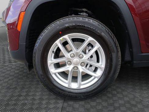 New 2026 Jeep Grand Cherokee Laredo image 23