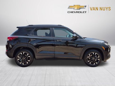 Used 2023 Chevrolet TrailBlazer LT FWD image 4