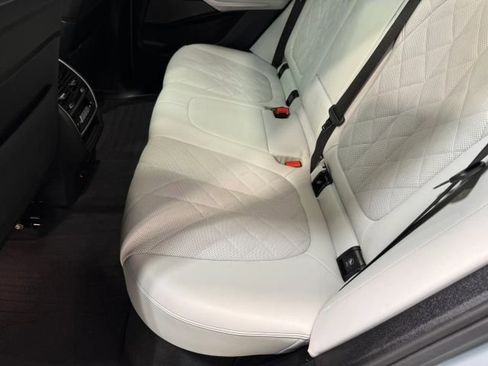 Used 2025 BMW X5 sDrive40i w/ M Sport Package RWD image 33