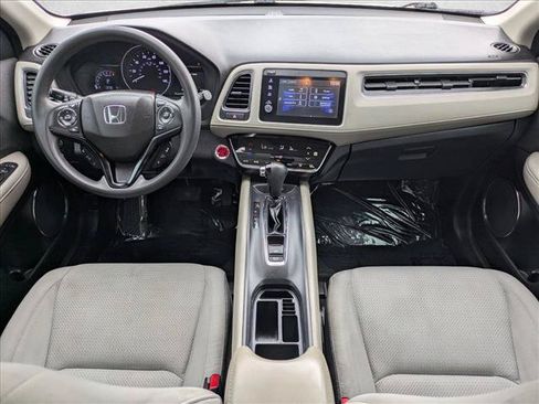 Used 2019 Honda HR-V EX image 16