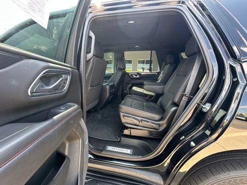 Used 2023 Chevrolet Tahoe RST w/ Luxury Package AWD/4WD image 11