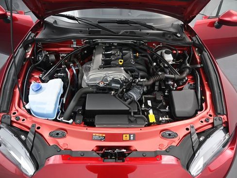 Used 2023 MAZDA MX-5 Miata Grand Touring image 19