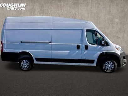 New 2024 RAM ProMaster 3500 w/ Quick Order Package 22G SLT