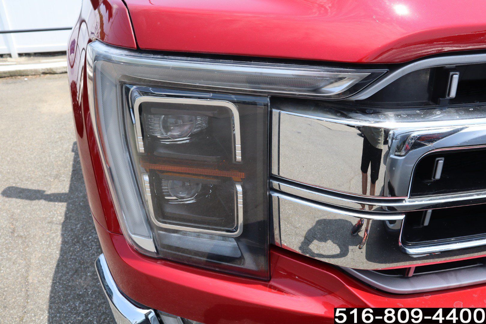 Used 2023 Ford F150 Lariat w/ Equipment Group 502A High AWD/4WD image 4