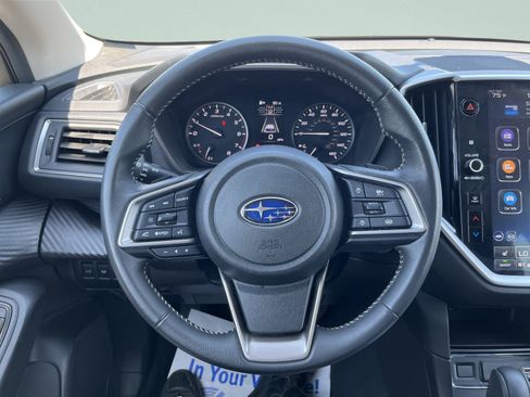 Used 2025 Subaru Ascent Premium AWD/4WD image 18