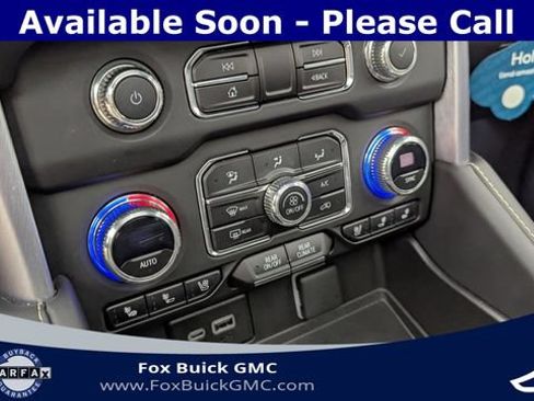 Certified 2023 GMC Yukon XL SLT w/ SLT Premium Package AWD/4WD image 19