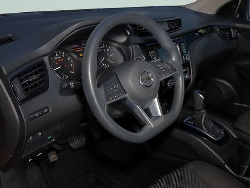 Used 2019 Nissan Rogue Sport SV FWD image 21