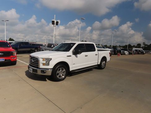 Used 2016 Ford F150 XLT w/ Equipment Group 302A Luxury RWD image 2
