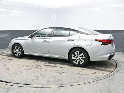 Used 2021 Nissan Altima 2.5 S image 4