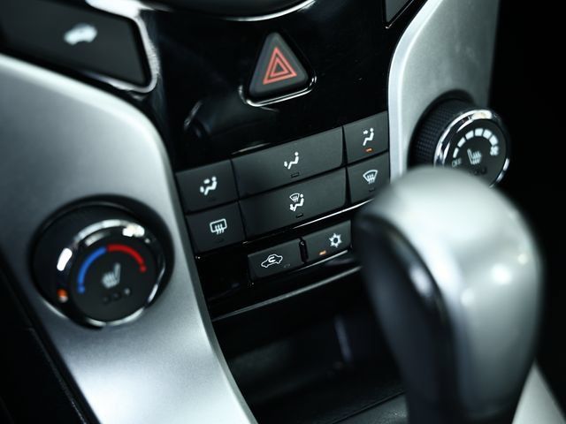 Used 2015 Chevrolet Cruze LT FWD image 35