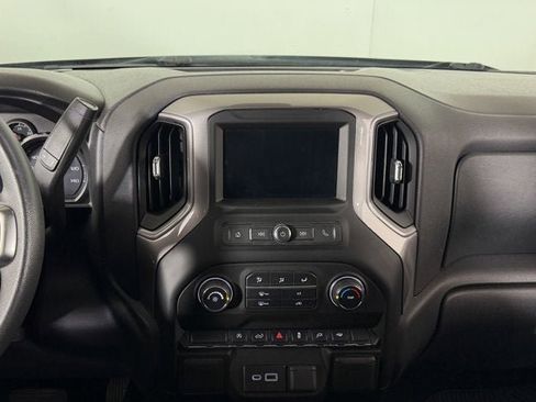Used 2021 Chevrolet Silverado 1500 Custom w/ Safety Confidence Package RWD image 11