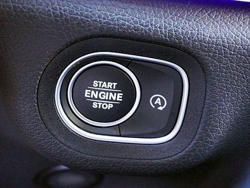 Used 2022 Mercedes-Benz GLE 350 4MATIC image 34