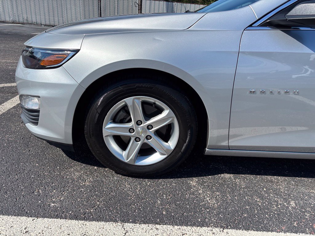 Used 2020 Chevrolet Malibu LS FWD image 12