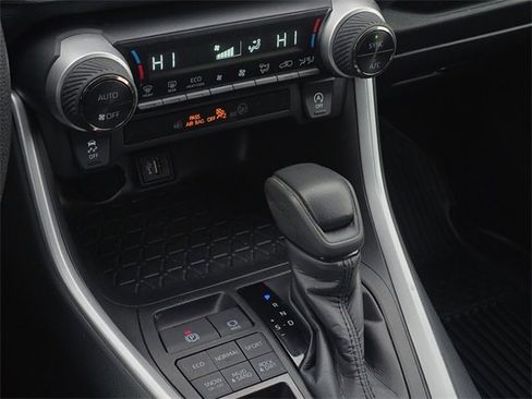 Certified 2023 Toyota RAV4 XLE image 22