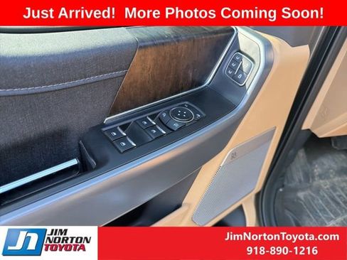Used 2022 Ford F150 Lariat AWD/4WD image 10