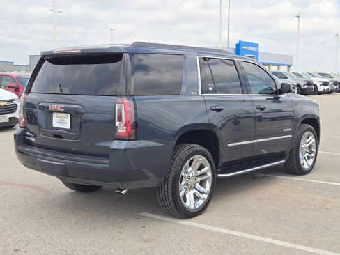Certified 2020 GMC Yukon SLT w/ Premium Edition RWD image 4
