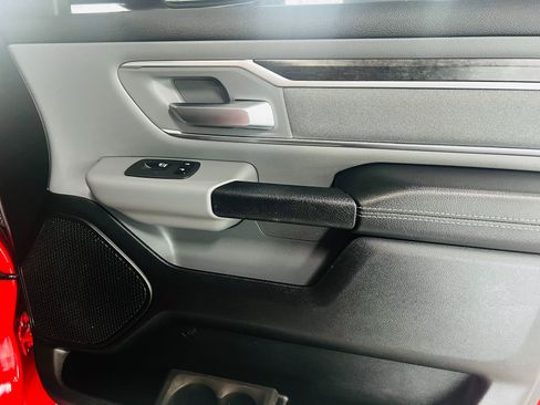 Used 2019 RAM 1500 Big Horn image 29